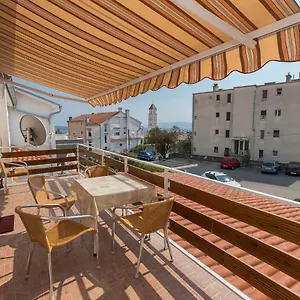 https://apartmani-vera-crikvenica.primorje-gorskikotar.com